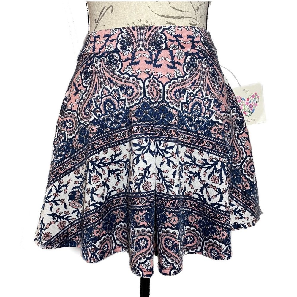 NWT Heart and Arrow Paisley Elastic Pleated Mini Skirt Size L